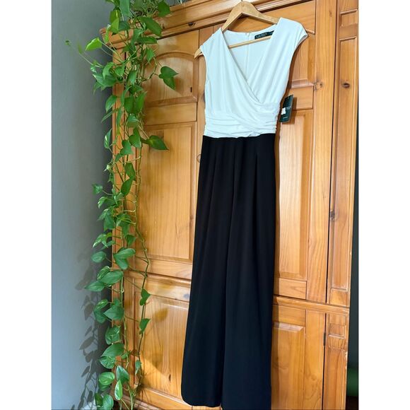 Lauren Ralph Lauren Wide Leg Jumpsuit Surplice Bodice SZ 4 NWT - Picture 4 of 16